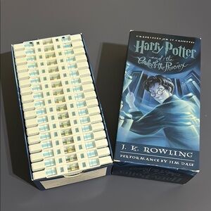 Warner Bros. Harry Potter Audiobook Set - Blue and White